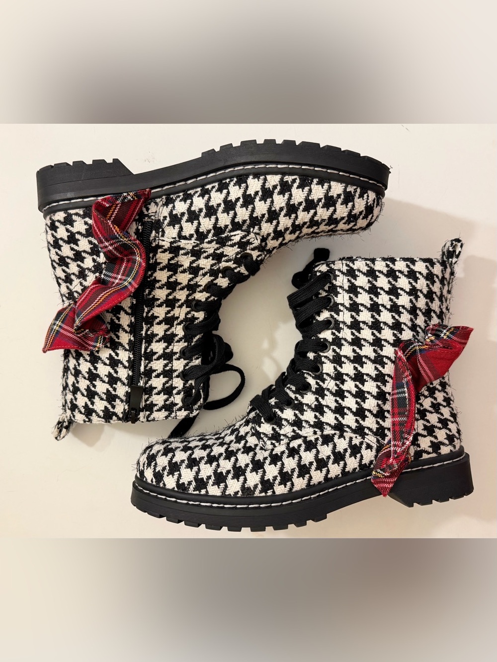 Torrid Betsey Johnson Houndstooth Combat Ruffle Boot (Sz 10 WW) - Picture 2 of 14